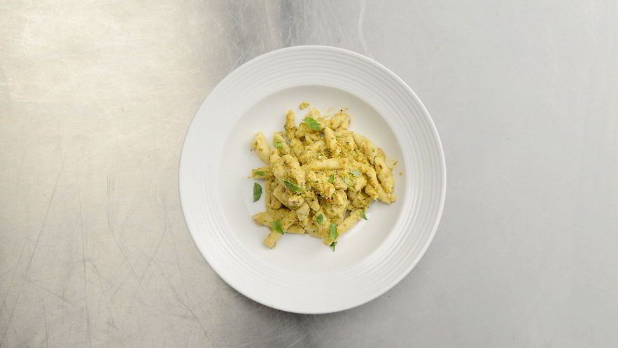 Рецепт домашней пасты бузиате с песто алла трапанезе