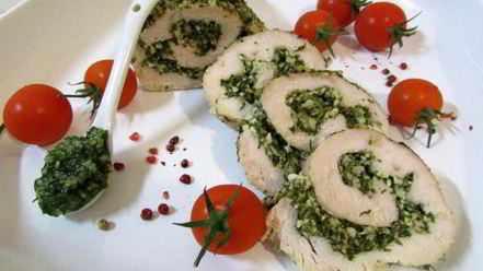 Рецепт филе индейки с соусом песто из укропа