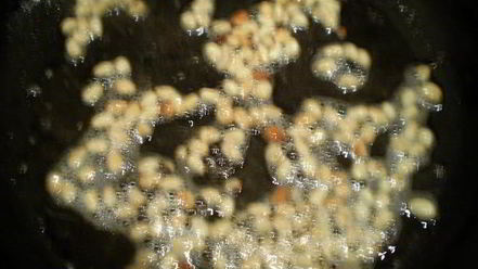 Рецепт куриного филе с соусом песто