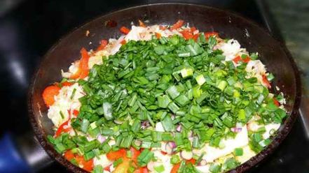 Рецепт овощей пассированных с соусом песто