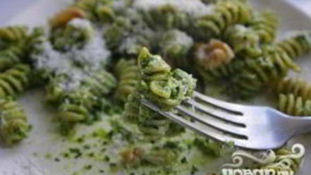 Рецепт пасты с соусом песто из капусты кале и грецких орехов