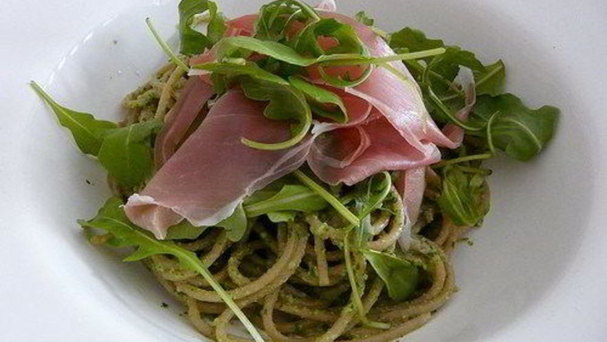 Рецепт песто из дикого чеснока с лимоном