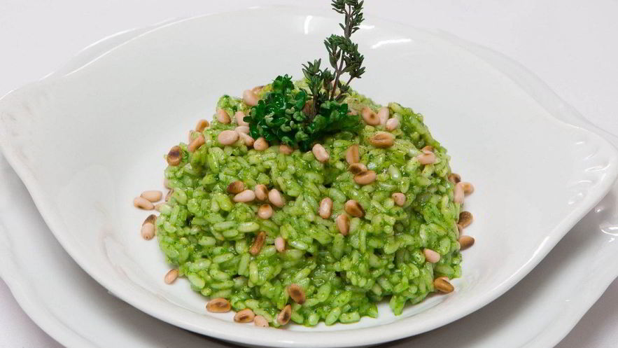 Рецепт ризотто с соусом песто и кедровыми орешками