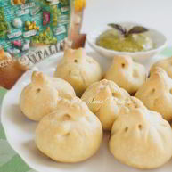 Рецепт Закусочных кнопок с соусом песто и моцареллой