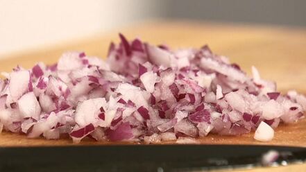 Рецепт мексиканской сальсы с кукурузными чипсами