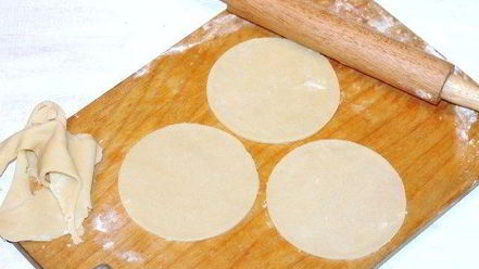 Рецепт пирожков эмпанадас с соусом сальса