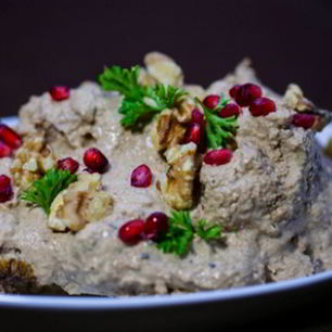 Рецепт Сациви из курицы с грецкими орехами