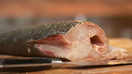 Рецепт строганины, тартар и солонина из омуля на льду