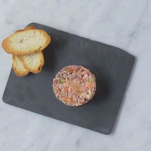 Рецепт Тартара из Чоризо с сыром и томатами