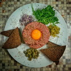 Рецепт Тартара из говядины с каперсами