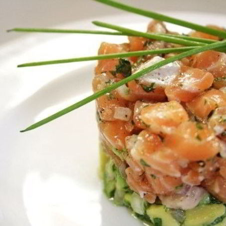 Рецепт Тартара из лосося и каперсов