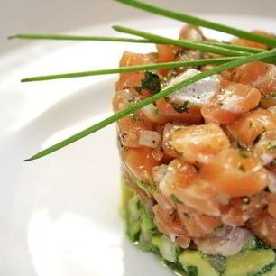 Рецепт Тартара из лосося и каперсов