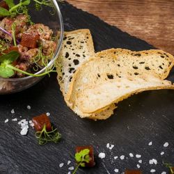 Рецепт Тартара из мраморной говядины с соусом васаби