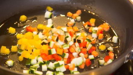 Рецепт тартара из овощей в соусе из йогурта