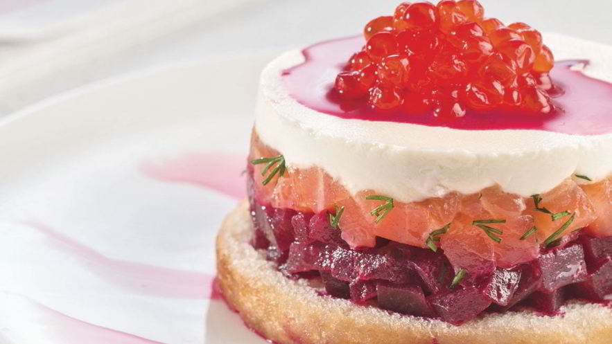 Рецепт тартара из свеклы и форели с красной икрой