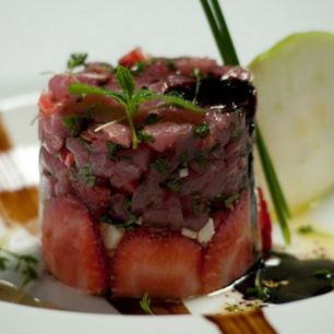 Рецепт Тартара из тунца со свежей клубникой