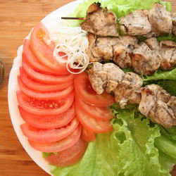 Рецепт Куриных шашлычков, маринованных в Ткемали