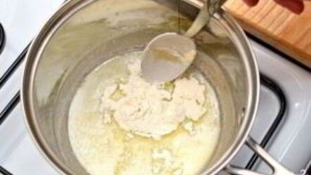 Рецепт молочно-сырного соус
