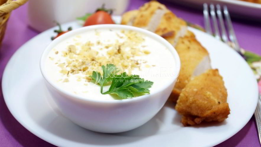 Рецепт сырного соуса с чесноком