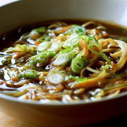 Рецепт Азиатского супа с яичной лапшой