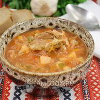 Борщ с мясом в мультиварке