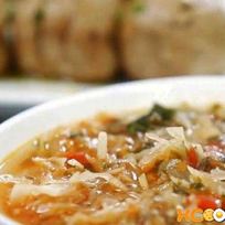 Борщ с пампушками