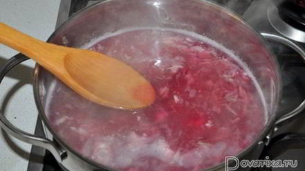 Рецепт борща со свекольной ботвой