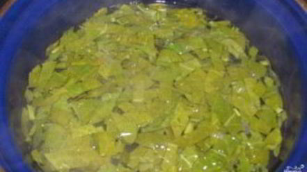 Рецепт зеленого борща со щавелем и крапивой