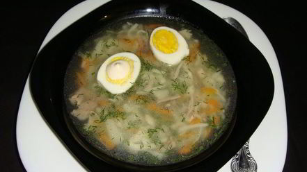 Рецепт домашней лапши на курином бульоне