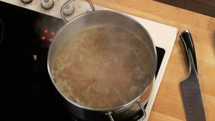 Рецепт гречневого супа с потрошками на курином бульоне