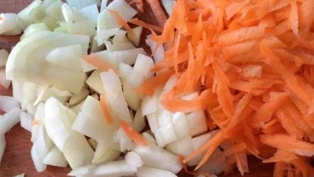 Рецепт грибного супа на курином бульоне