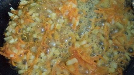 Рецепт грибного супа на курином бульоне