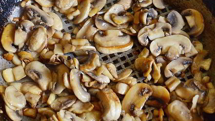 Рецепт грибного супа на мясном бульоне