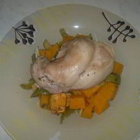 Кролик в Прованском бульоне с тушеной тыквой и перцем