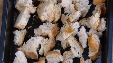 Рецепт куриного бульона с яйцом и беконом