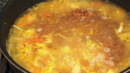 Рецепт простого супа на мясном бульоне