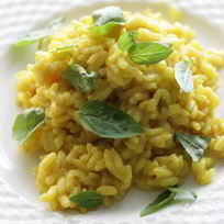 Ризотто Миланезе с овощным бульоном и шафраном