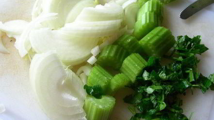 Рецепт рыбного бульона с белым вином, тимьяном и анисом