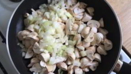 Рецепт супа грибного на курином бульоне