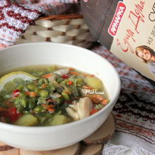 Рецепт Супа из зеленого горошка на курином бульоне