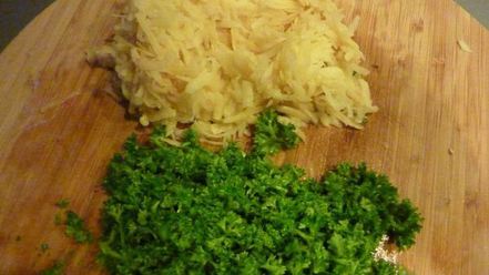 Рецепт супа на курином бульоне с мускатной тыквой и луком