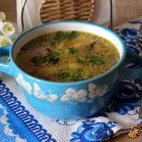 Суп с шампиньонами и фарфалле на курином бульоне