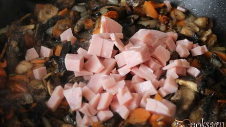 Рецепт супа с шампиньонами и фарфалле на курином бульоне