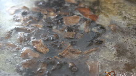 Рецепт супа с сушеными грибами и лапшой на курином бульоне