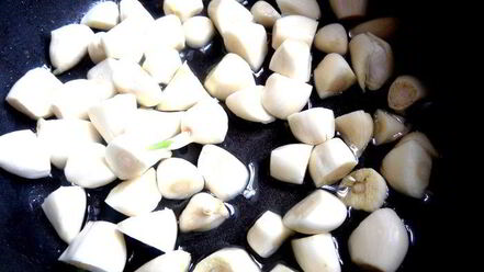 Рецепт французского чесночного супа с сырными гренками