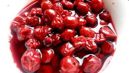 Рецепт гаспачо из ревеня и вишни