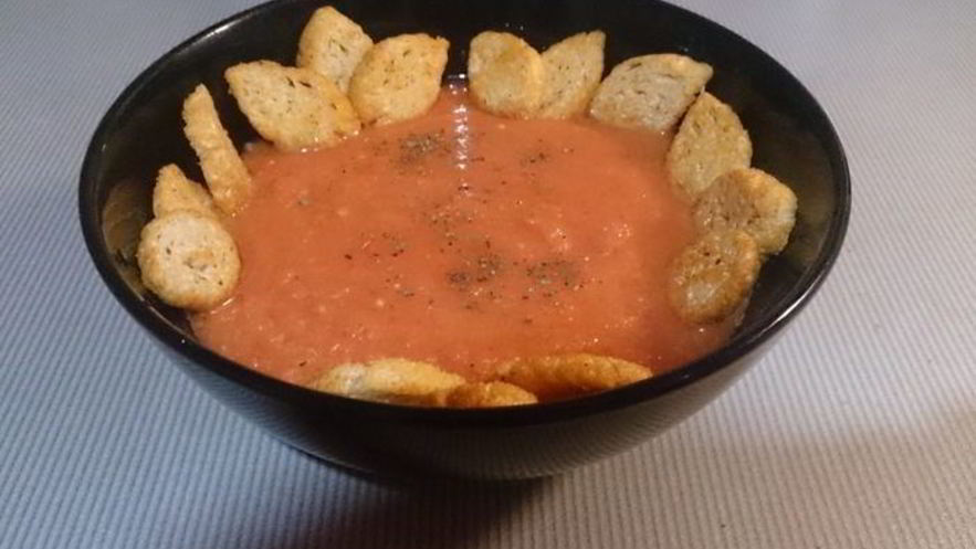 Рецепт острого гаспачо с кабачком