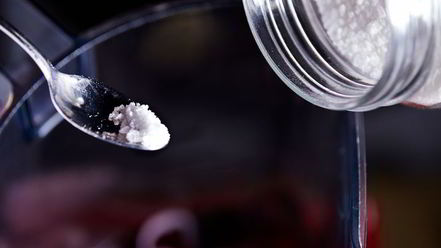 Рецепт свекольного гаспачо с козьим сыром