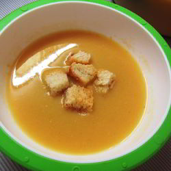 Рецепт Горохового крема-супа с чесночными гренками