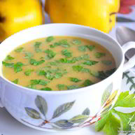 Рецепт Горохового супа-крема с айвой и беконом